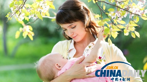 法國(guó)女子欲為男同性戀情侶嬰兒哺乳 日薪130美元