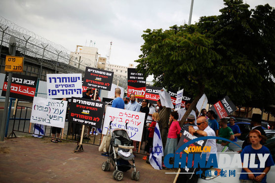 以色列釋放囚犯示好 擴(kuò)建定居點(diǎn)或破壞巴以和談