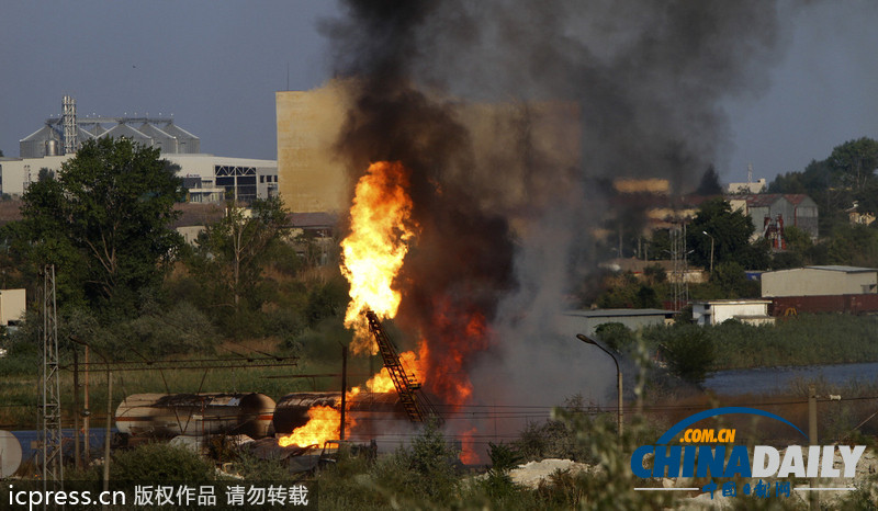 保加利亞液化氣罐車發(fā)生爆炸 導(dǎo)致12人受傷