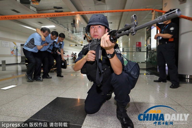 韓美舉行“乙支”軍演 首爾車(chē)站進(jìn)行反恐演習(xí)（組圖）