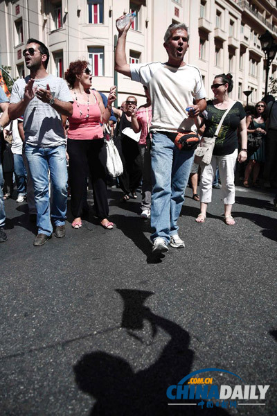 希臘尋求通過(guò)國(guó)有資產(chǎn)擔(dān)保獲得貸款