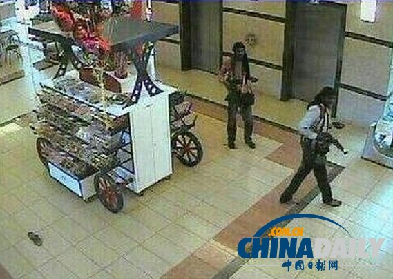肯尼亞購(gòu)物中心人質(zhì)全部獲救 SAS士兵勇救百人