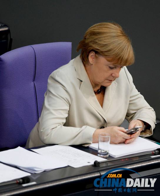 美官員:奧巴馬早知國安局監(jiān)聽默克爾 授權(quán)將其延續(xù)