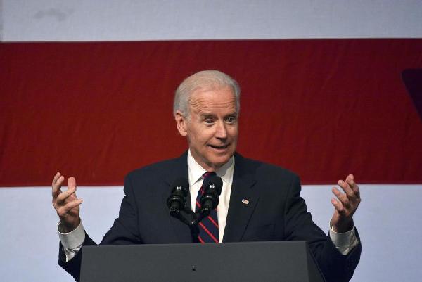 馬蒂•沃爾什一大把?糊涂拜登電話(huà)賀錯(cuò)市長(zhǎng)當(dāng)選人