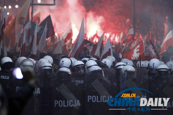 俄外交部因俄駐華沙大使館騷亂事件召見(jiàn)波蘭大使