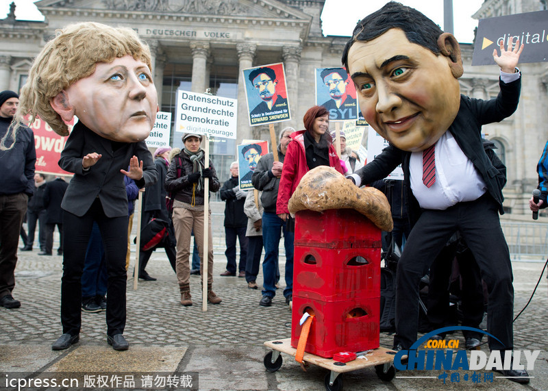 德國議會(huì)討論監(jiān)聽事件 民眾示威聲援斯諾登