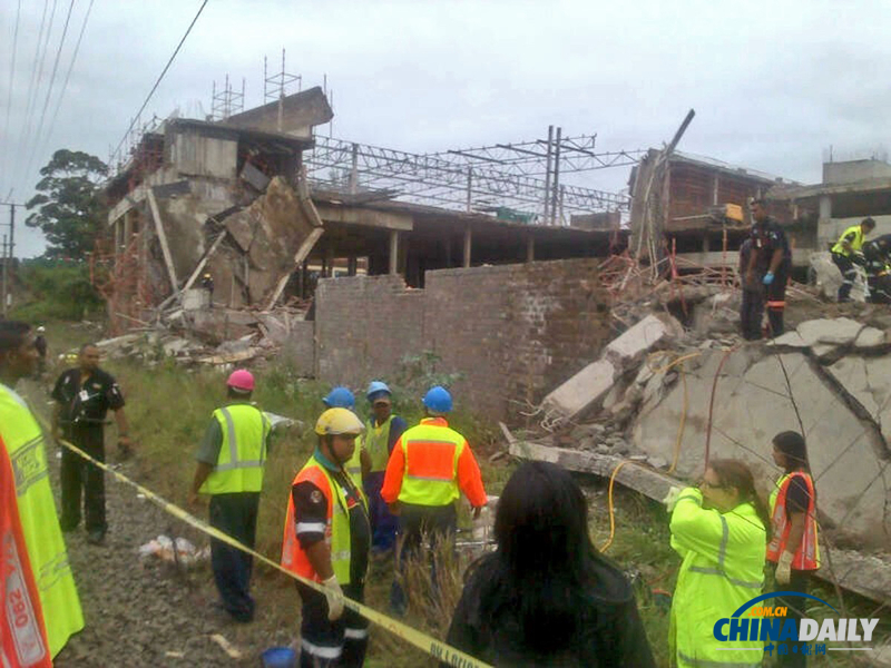 南非一在建商場(chǎng)坍塌 造成至少31人傷亡（組圖）