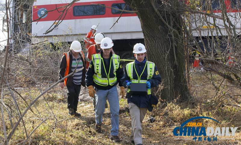 美國紐約脫軌列車“黑匣子”被取回