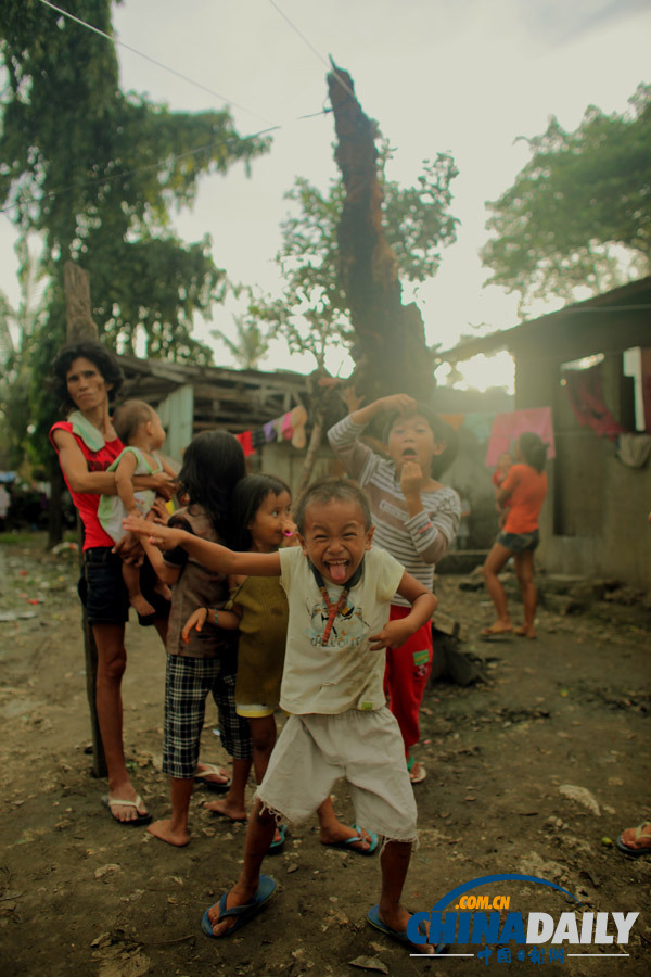 獨(dú)家組圖：《中國(guó)日?qǐng)?bào)》記者探訪菲律賓重災(zāi)區(qū)