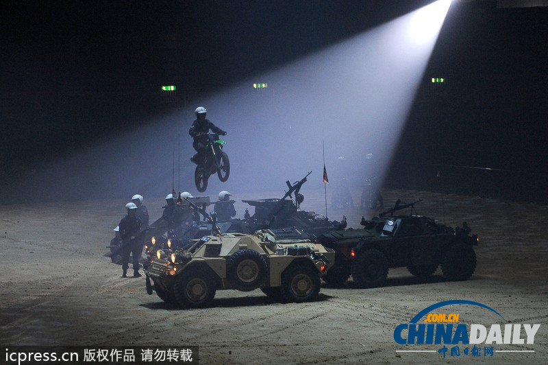 2013屆英國軍事錦標(biāo)賽 士兵們各顯獨門絕技