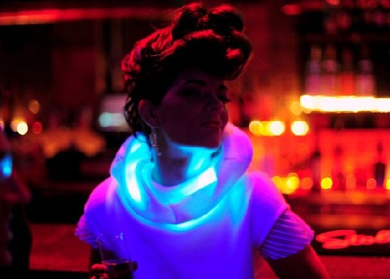 顏色依心情而定 高科技毛衣讀懂你的心！