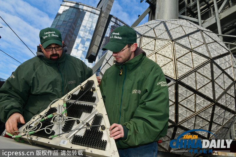 2013新年水晶球搶先亮相紐約時(shí)報(bào)廣場(chǎng)