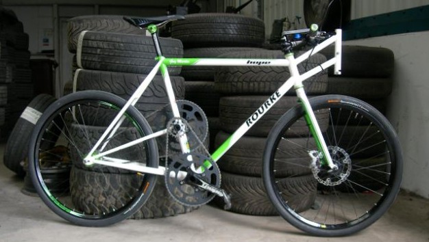 時(shí)速181公里！英國(guó)牛人打造超級(jí)山地車破世界紀(jì)錄