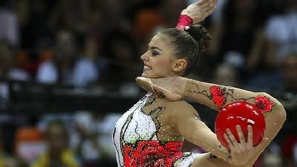 法媒:普京緋聞女友卡巴耶娃可能點燃索契圣火