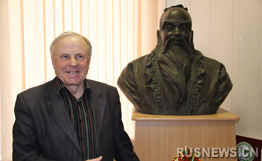 俄老人為當(dāng)冬奧志愿者自學(xué)英語(yǔ)漢語(yǔ) 坦承前者易掌握