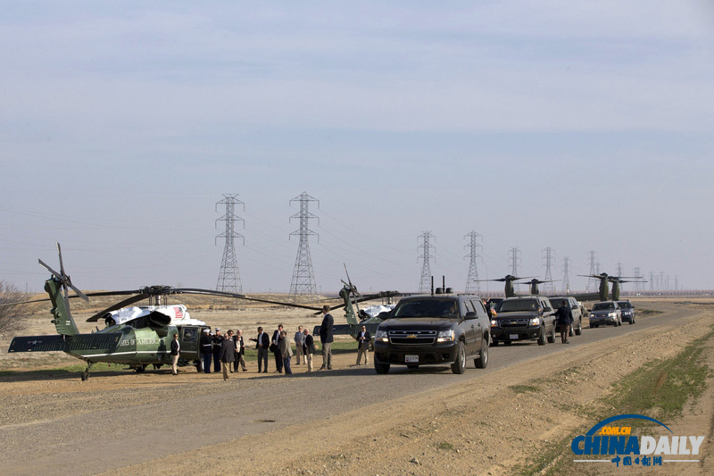 奧巴馬視察農(nóng)場旱情 安保嚴(yán)密直升機(jī)護(hù)駕如臨大敵