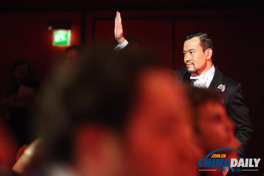 一周看天下:廖凡擒“熊”