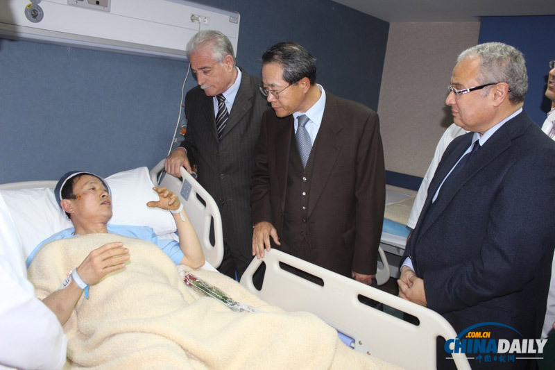 韓國(guó)旅游團(tuán)埃及遇襲4人死亡 兩國(guó)高官慰問(wèn)傷者