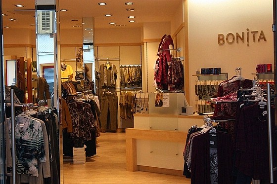 逛步行街喝咖啡 瑞士農(nóng)村人竟這樣生活