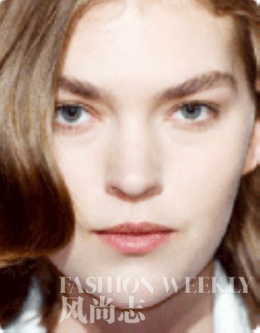 優(yōu)雅入秋 素雅的妝容取代流行寶座