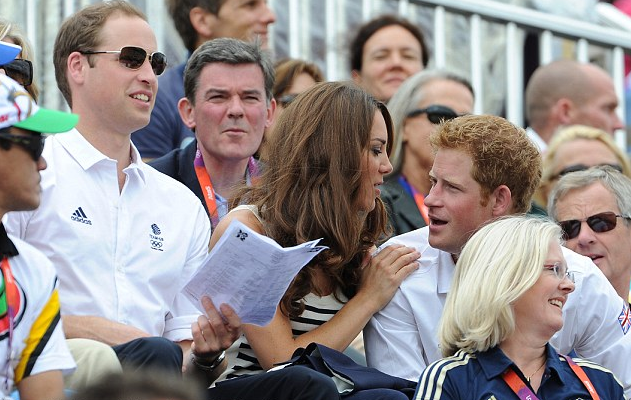 英媒拿皇室開(kāi)涮 哈里王子是威廉凱特的“婚姻第三者”？