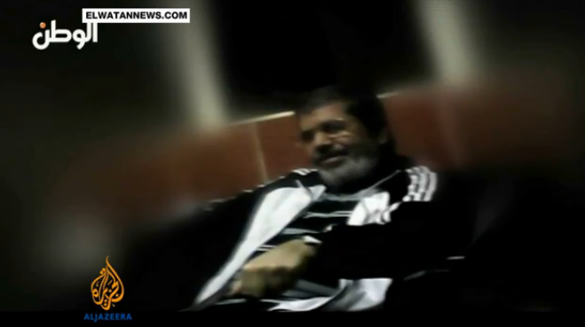 穆?tīng)栁鞅魂P(guān)押期間視頻曝光 堅(jiān)稱仍是合法總統(tǒng)