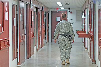 UAE takes 5 Yemenis from Guantanamo