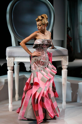 A model presents a creation by British designer John Galliano as part of French fashion house Dior's Spring-Summer 2007 Haute Couture collection in Paris, January 22, 2007. 