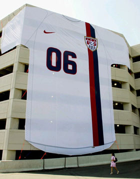 關注世界杯,關注“球衣”