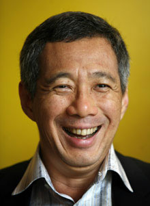 最貴的首腦?新加坡總理領(lǐng)取布什五倍年薪