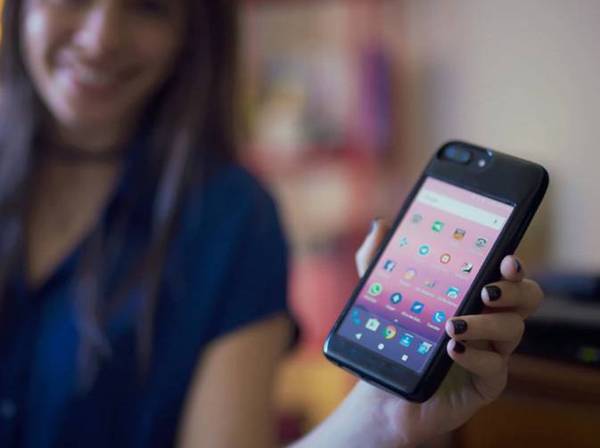 神奇手機(jī)殼 蘋(píng)果安卓能共存了！