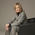 To encourage women to help themselves and each other, Dee Dee Myers became a spokeswoman for the 'Empowering Your Confidence' campaign. 1st female White House press secretary aims to empower women