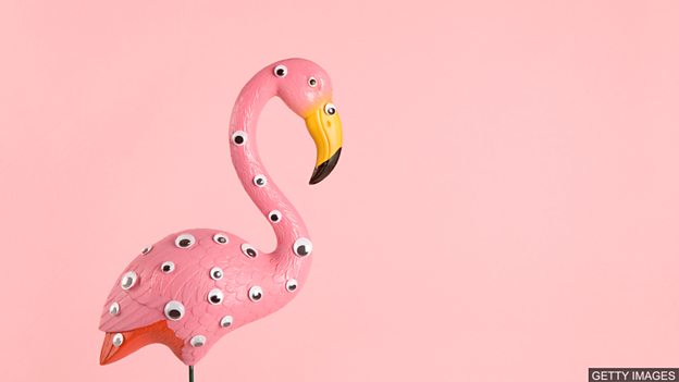 Odd, weird and strange 三個(gè)“奇怪的”形容詞