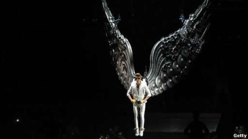 比伯O2耍大牌 演出遲到惹眾怒