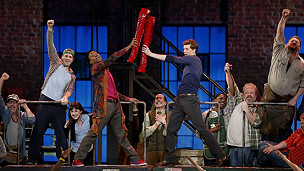 音樂劇《長(zhǎng)靴妖姬》成托尼獎(jiǎng)大贏家