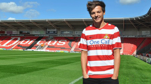 “單向樂隊(duì)”隊(duì)長簽約英冠俱樂部