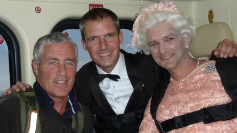 倫敦奧運(yùn)開幕式邦德扮演者跳傘遇難