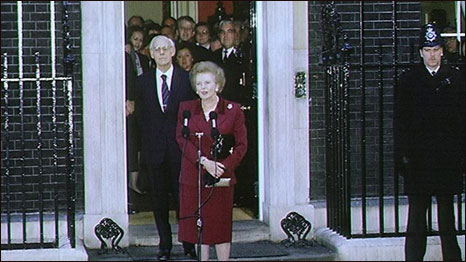 'Iron' Handbag 撒切爾手提包高價(jià)售出