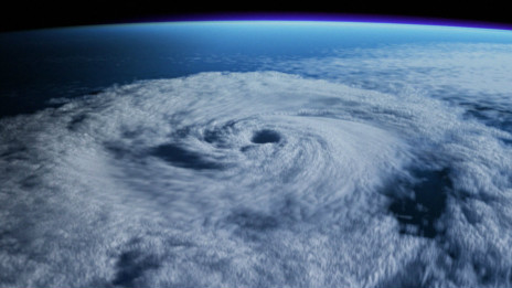 Super typhoon hits Hong Kong 臺風“天兔”侵襲香港