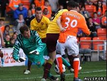 Lehmann Back in Goal 萊曼臨時補(bǔ)功不可沒