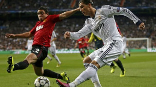 一記耳光見證危機 一道陰影凸顯差距