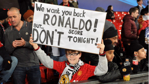 曼聯(lián)歐冠止步 爭(zhēng)議染紅引各方爭(zhēng)論