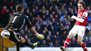 雷丁新帥輸給舊主 槍手十人客場取勝