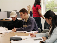 念書(shū)不花錢(qián) 畢業(yè)再繳費(fèi)？