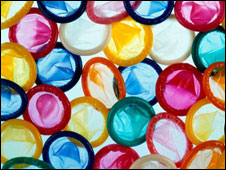 英議員:校園應(yīng)開設(shè)禁欲課