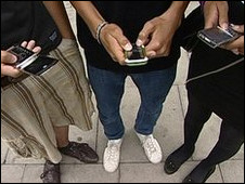 調(diào)查:手機(jī)主宰英國兒童生活