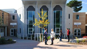 留學(xué)問答:留學(xué)生住宿問題