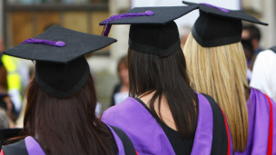 海外學(xué)生減少 英國大學(xué)校長擔(dān)憂