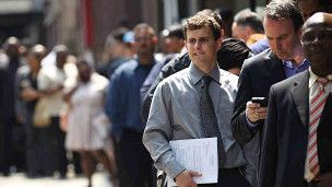 英國六成大學(xué)畢業(yè)生“高才低就”