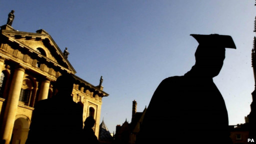 報(bào)告:英格蘭大學(xué)兼職學(xué)生人數(shù)“驟減”